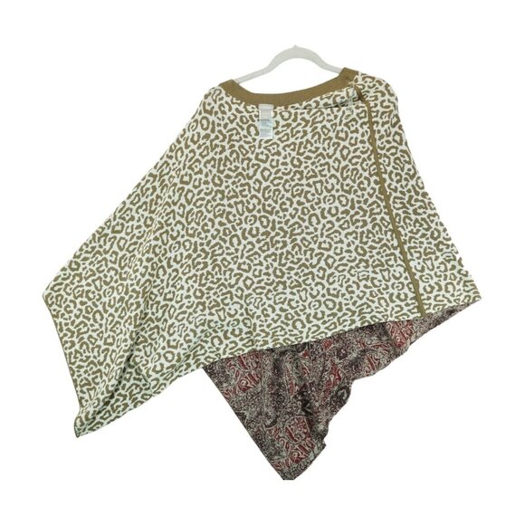 Chico's Reversible Warm Printed-Leopard Print Poncho Women's OS Relaxed Fit - Picture 5 of 6